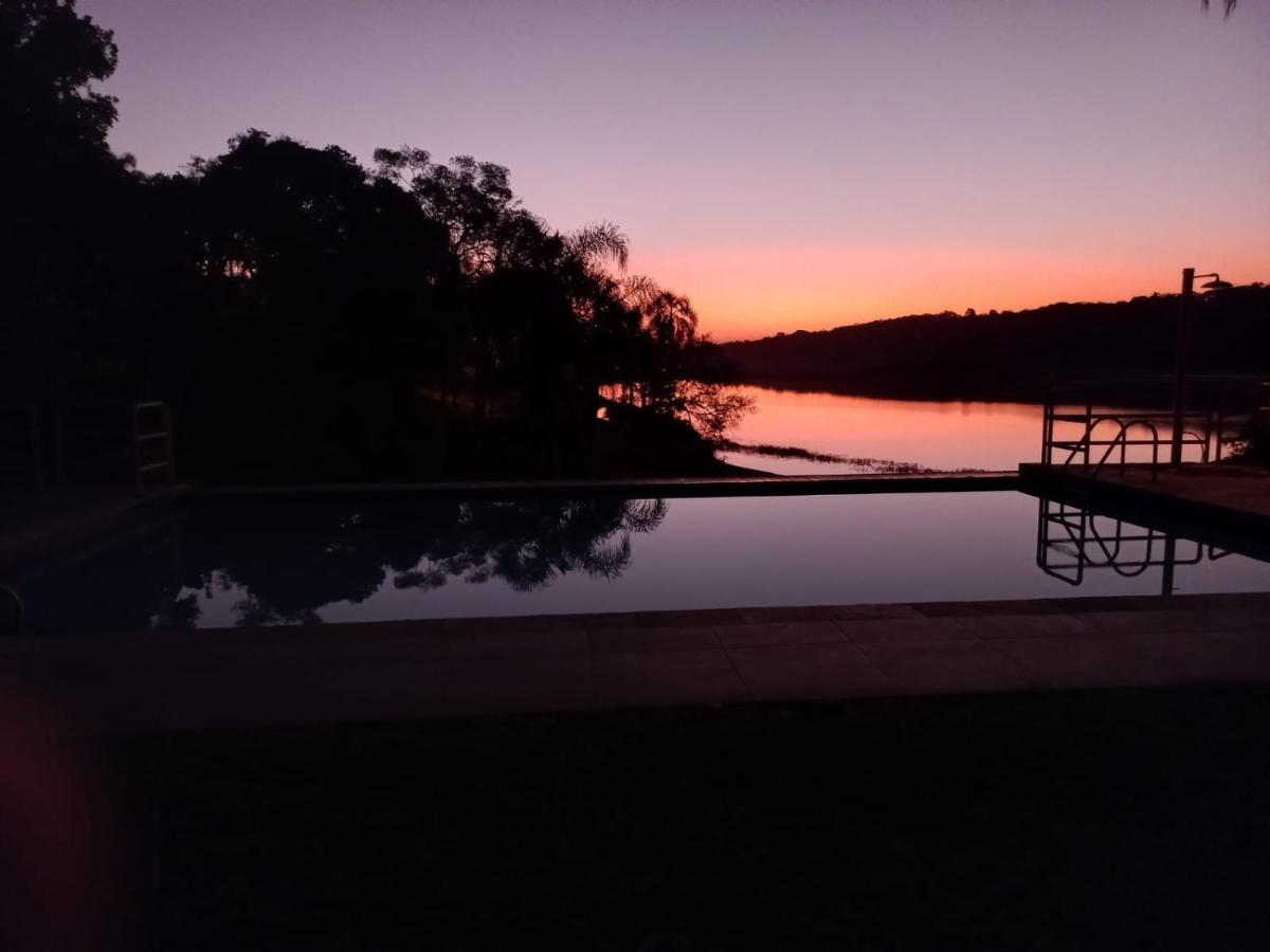 Chacara Em Condominio A Beira Da Represa Para Locacao Familiar Ibiúna Extérieur photo